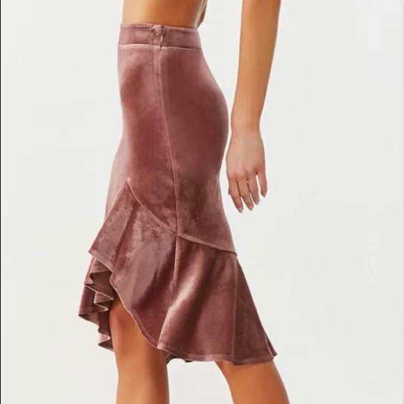 🌺HOST PICK🌺Forever 21 Mauve Velour High-Low Skirt (BNWT) - Picture 4 of 13